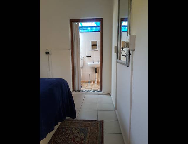 5 BEDROOM FREESTANDING FOR SALE IN CLANSTHAL